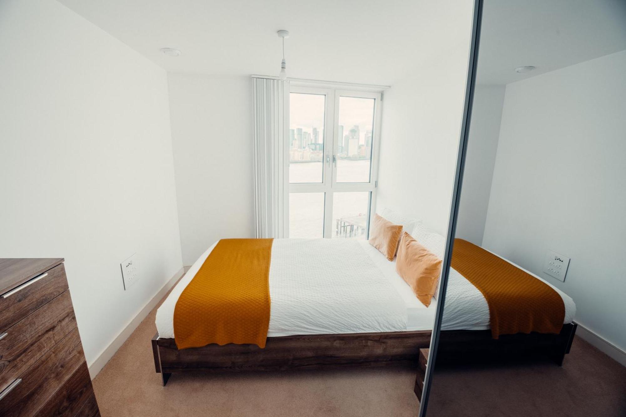 2 Bed Flat Londonアパートメント エクステリア 写真